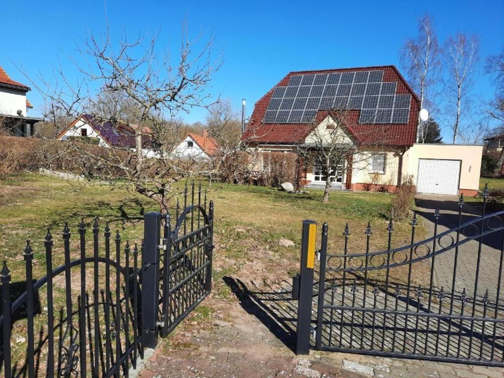 Ferienwohnung Karnitz Im Herzen Von Ruegen المظهر الخارجي الصورة